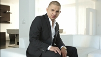 Larry Hernandez at Celebrity Theatre