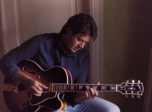 Vince Gill in St Louis promo photo for Facebook presale offer code