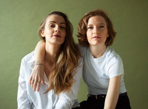 Wilhelmine & Lisa Who Wilhelmine & Lisa Who